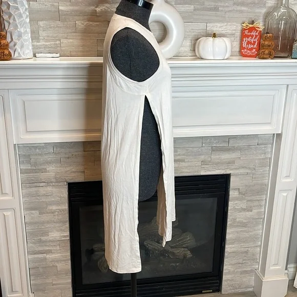 Lululemon Open Sides Long Workout Sleeveless Top Size Medium - Picture 5 of 6